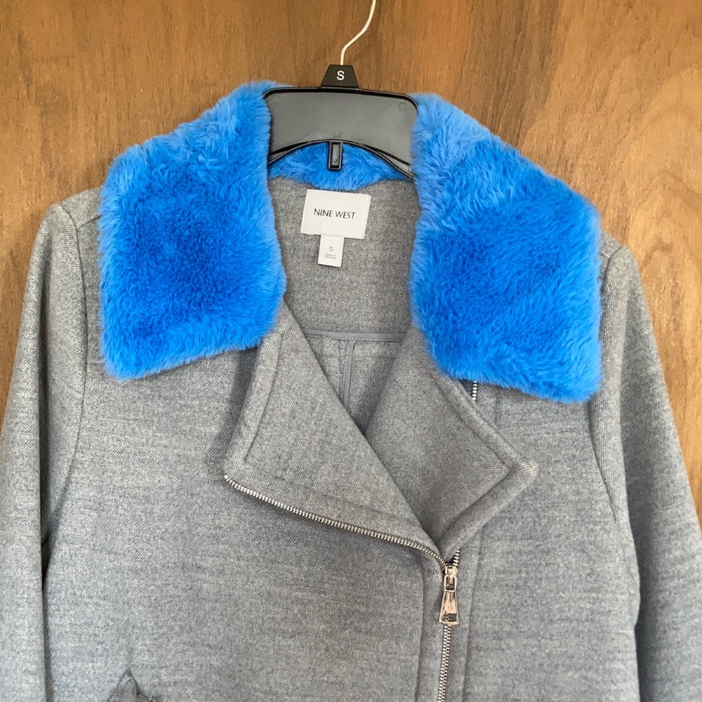 Relist 11/10❌ Nine West blue faux fur collar gray coat size S - Picture 4 of 16